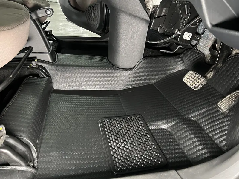 Karpet Mobil SIGRA/CALYA Karpet 5D New Mobil 3 Baris Car 2
