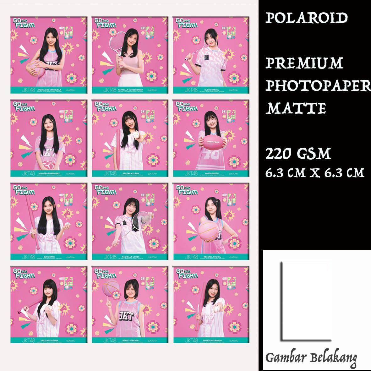 Emperan JKT48 CUSTOM FOTO POLAROID Premium PhotoPaper Matte 220 GSM Ukuran 6,3 CmX6,3 Cm Koleksi Ekslusif Warna Tajam Tampilan Elegan 12 Gambar untuk Koleksi Dekorasi atau Hadi