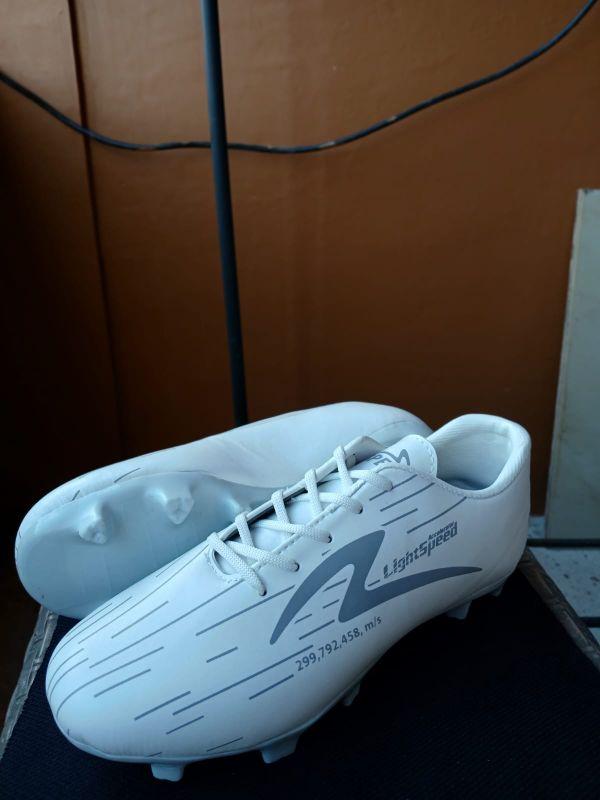 Product Introduction of Sepatu Bola Anak Remaja Specs Reborn Putih 9