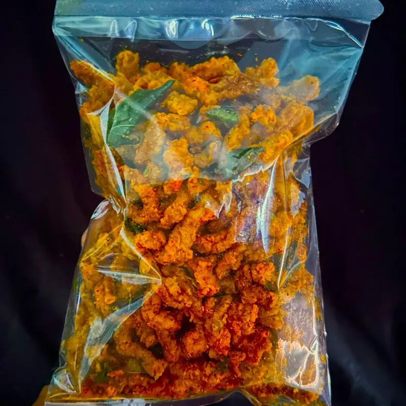 KERIPIK USUS PEDAS 1KG KHAS NGABRET 1