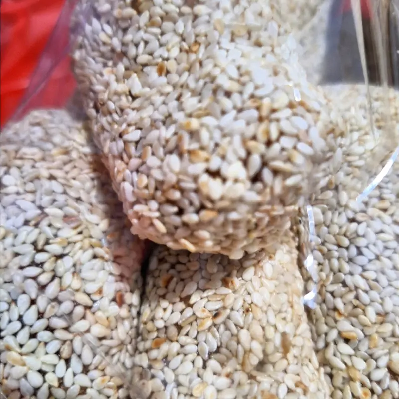 cemilan bola mancho wijen jadul cocok buat teman teh dan ngopi pokki Karamel Food Snack Jajanan 3