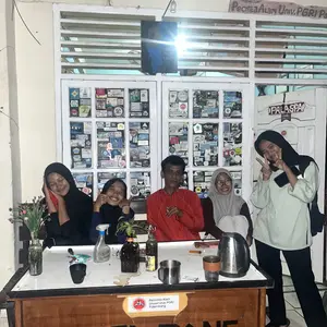 Pawsitive Vibes Alat Cukur Bulu Kucing Elektrik 1 Set Untuk Kebersihan Telapak kaki anabul