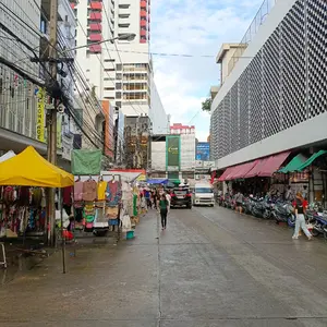 Po Bangkok | sonny angel | sampeng market