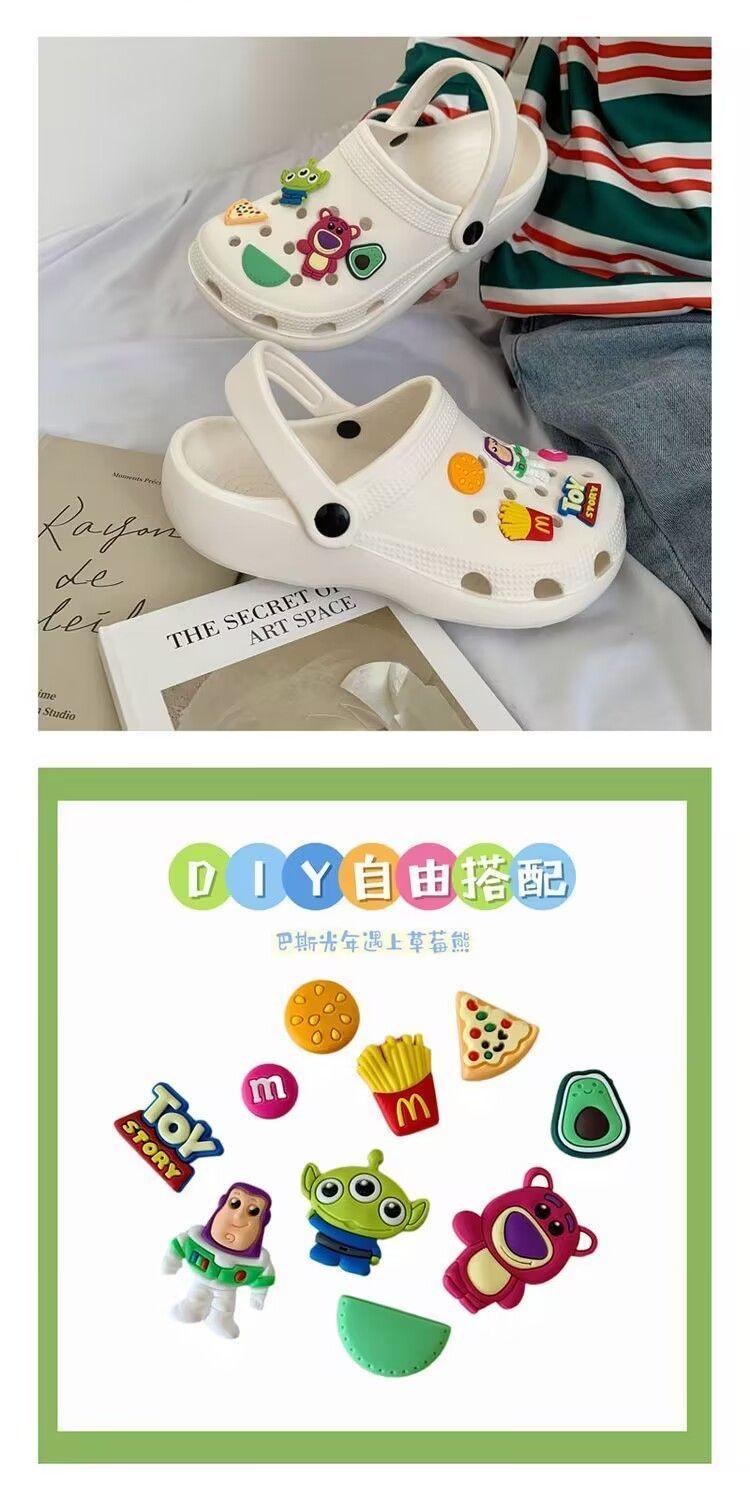 Sandal Wanita Kodok Nyaman Sandal 2025 Baru Baotou Sandal Pantai Anti Selip Tebal Baim Sendal Karet Cewek