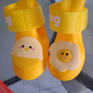4 Pcs/Set Sepatu Bot Hujan Anjing Kartun Silikon Kucing Boots Tahan Air Anti Slip / Sepatu Untuk Hewan Peliharaan /  Kucing Boots Tebal Anti Slip Anti Ai