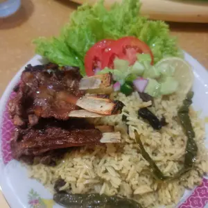 Paket Lengkap Nasi Kebuli/Briyani/Mandhi/Kabsah/Bukhori Uk 500gr Beras Basmati Termasuk Bumbu Rempah & Margarine Bonus Kismis Hitam