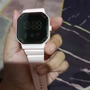 RRNS 373 Jam Tangan LED Digital Pria Wanita Rubber Electronic Fashion Couple Anak Remaja siswa sekolah