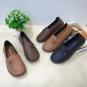 Nadette Flat Kulit Lentur dan Epastis 8816 Antislip Nyaman Dipakai Sepatu Wanita Model 8816