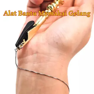 Alat Bantu Memakai Gelang dengan Perpanjangan Otomatis Mudah Digunakan Praktis untuk Memasang Gelang Sendiri Efisien dan Serbaguna