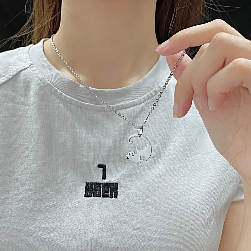 OLEVS Kalung Titanium Hijab Couple Pria Wanita Anti Karat Asli Bentuk Kitten Necklace Liontin korea Aesthetic Barang Spot COD 3