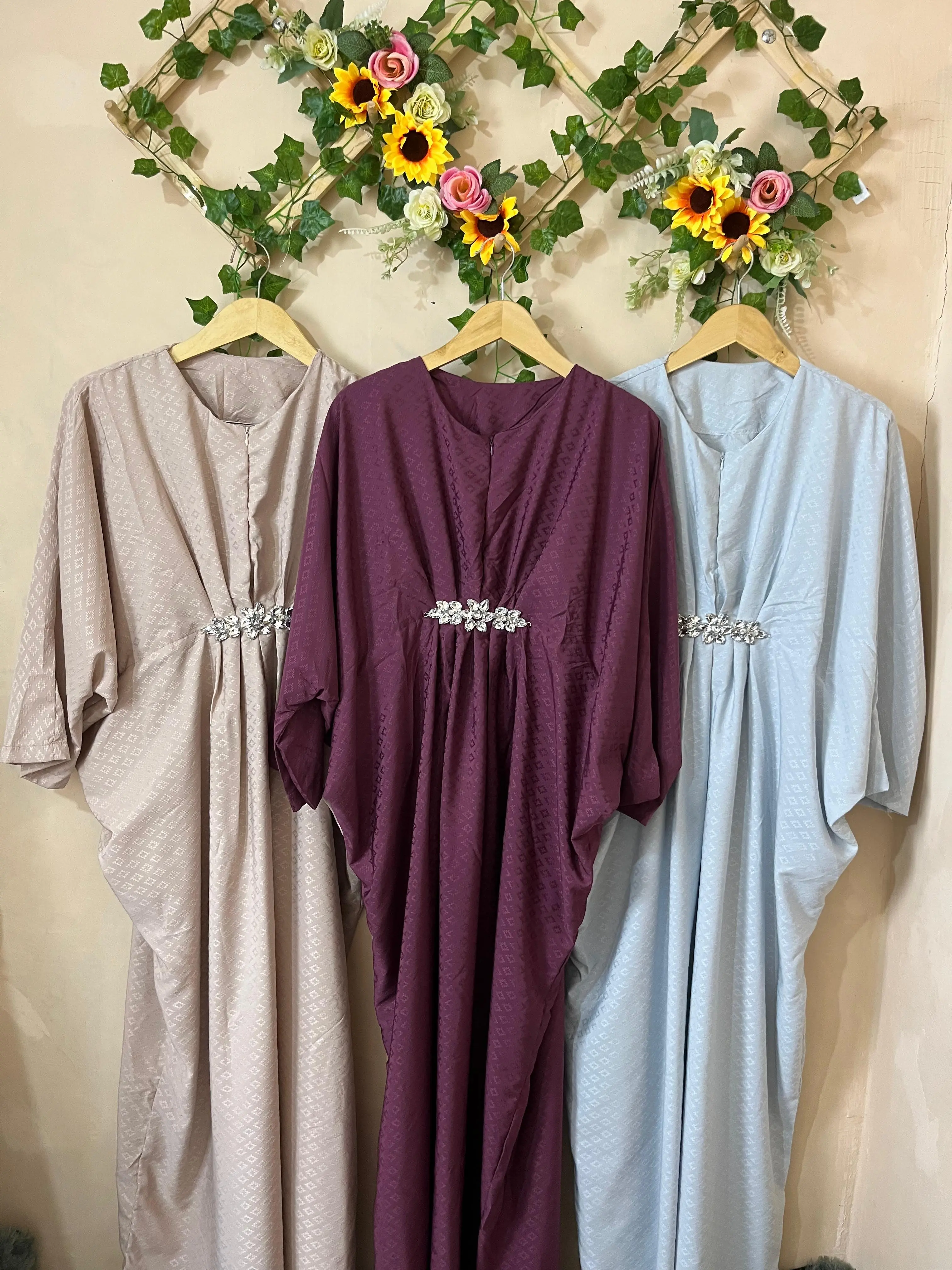 Kaftan Lebaran Terbaru 2025 Aurora Raya Series Poly Tenun Premium Simple Elegan Adem Nyaman Stylish - Muslim Wanita