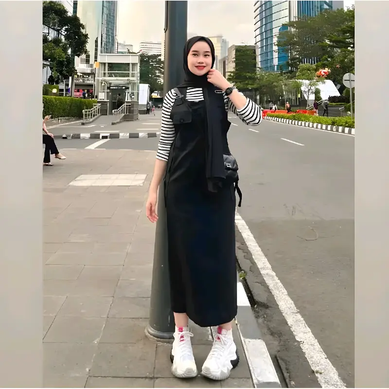 Elizabeth Overall Cargo Wanita Polos Katun Twill Combed Panjang 3