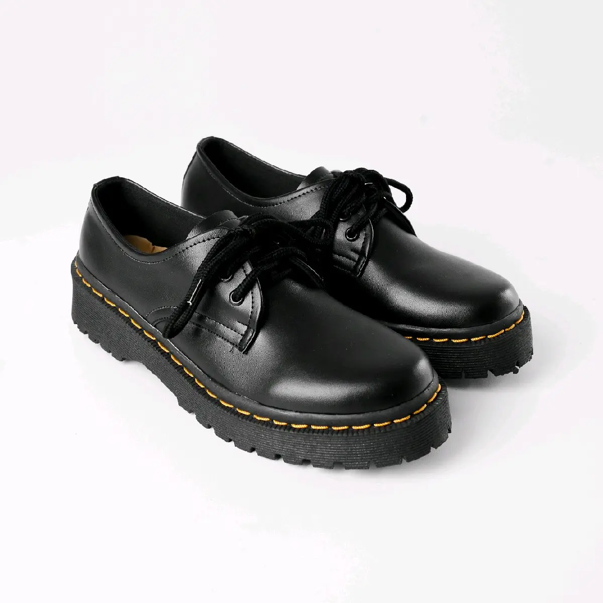 Sepatu Kerja  Wanita Hitam-Sepatu Docmart Hitam Cewe-Sepatu Derby Cewe Shoes Pantofel Karet