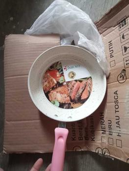 Product Review of Panci Teflon Frypan Marble Enamel / Teflon Frypan Marble Berwarna / Teflon Frypan Enamel Anti Lengket penggorengan anti lengket Kitchenware teflon  serbaguna from 📍**k j**📍 3