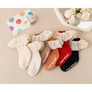 KAOS KAKI BAYI RENDA / KAOS KAKI BAYI PEREMPUAN LEMBUT