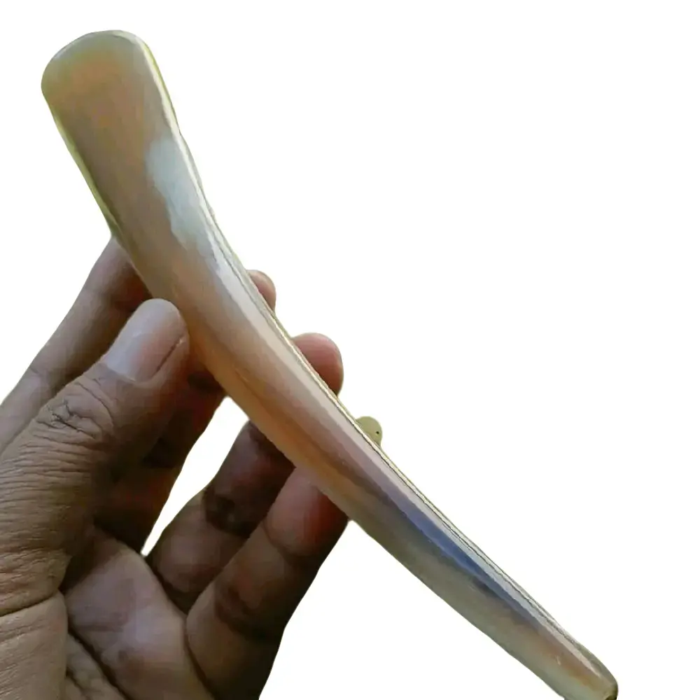 Peluwit Kerbau Alami - Aksesori Tradisional untuk Kesehatan dan Kesejahteraan