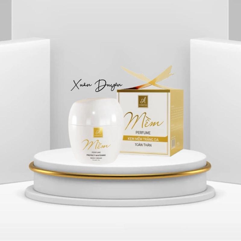  Kem Body Mềm Perfume Protect Whitening Body Cream 150g 