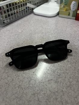 Product Review of Retro Korean style new sunshade small square sunglasses women's fashion personality men's couple fashion sunglasses from s**i 0
