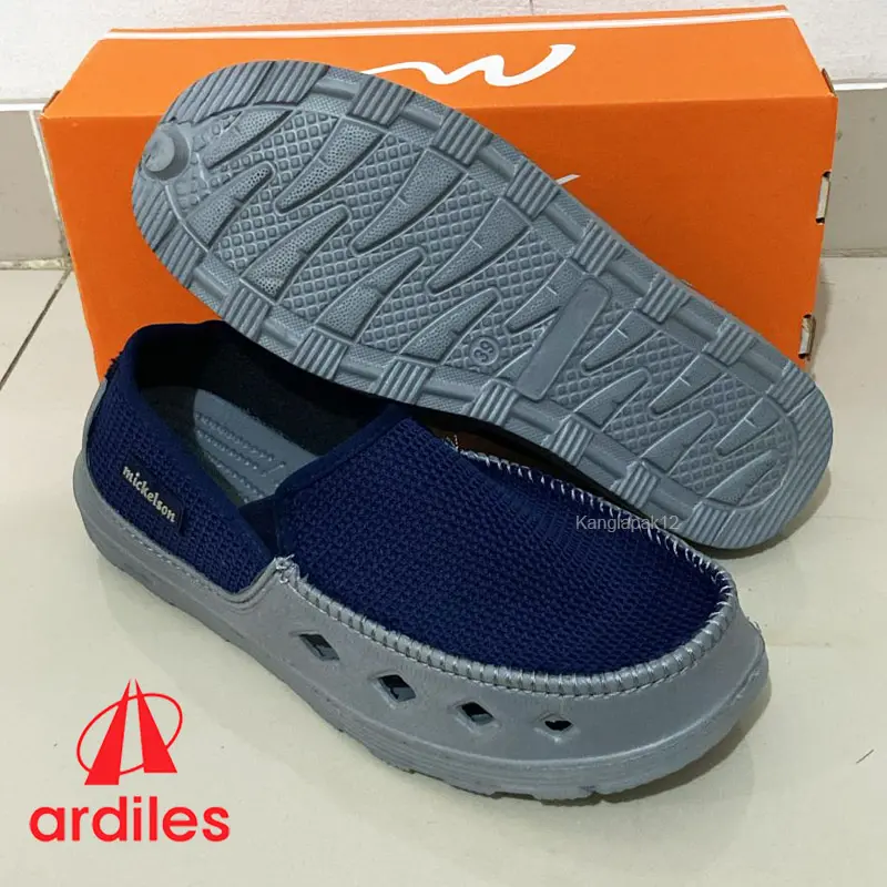 Sepatu Slip On Pria Mickelson by Ardiles - Nyaman & Stylish untuk Aktivitas Sehari-hari