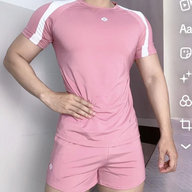 Bộ quần áo thể thao kiểu dáng thời trang ôm body