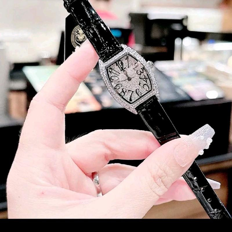    Tặng Pin  Đồng hồ nữ Perfect AW24 size 28mm đính đá CZ cao cấp sang trọng dây da phủ nano chống nước tốt 