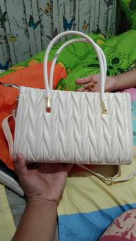 Product Review of MOCO Fashion Tas Selempang Wanita Hand Bag Tekstur Timbul Zigzag 2819 from k**i 3