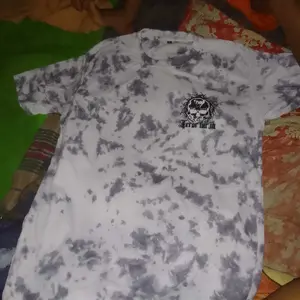 Setelan Jeans Pendek Sobek Kaos Emot Teror Kaos Kain Katun24s Pria