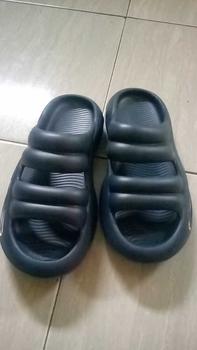 Product Review of Cososisi Sandal Pria Baru Sandal Pasangan Pantai Selebriti Sol Tebal ukuran: 30-44 from S**n I**s 0