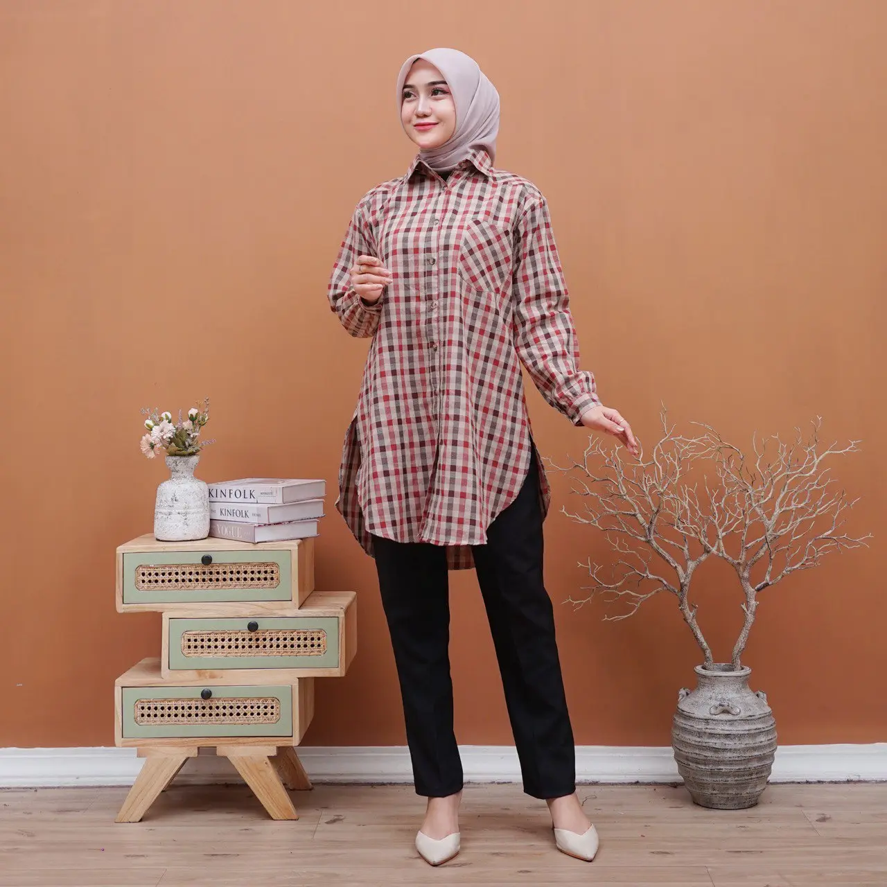 Munna Tunik Motif kotak Katun Haruka Kemeja Atasan Kancing Wanita Dewasa Muslim Kotak Panjang  Casual Remaja