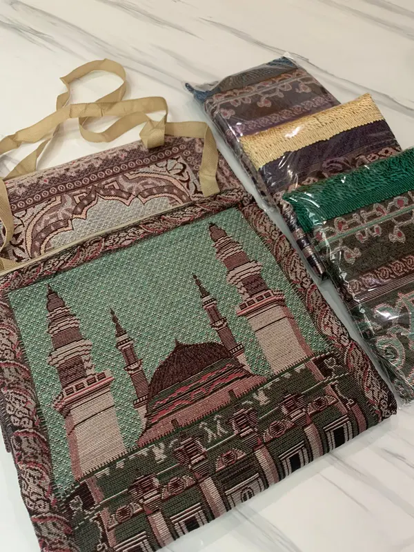 Sajadah Tas Travel Kain Polikatun Rajut Chenil Dewasa Besar Souvenir Oleh Oleh Haji Umroh Sajadah Turki 0