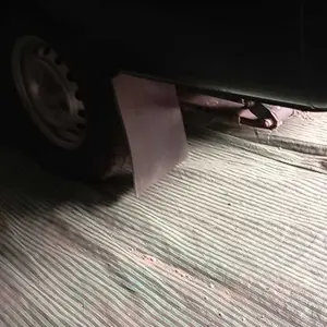 Karpet Lumpur Stiker Universal 40x25cm Tebal 5mm untuk Pickup Jeep Truk Minibus Mud Guard Roda Belakang Karet Hitam Perlindungan Terbaik dari Kotoran dan Lumpur - Motorcycle