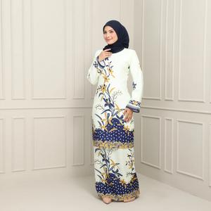 Pakaian Muslimah Dua Keping Gaya Baru 2026 dengan Cetakan Bunga 3D, Pakaian Pesta Elegan dengan Rekaan Belakang Bertindih (Selendang Tidak Termasuk)