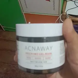 ACNAWAY Advanced Mugwort Gel Mask –  Masker Gel Wajah untuk Jerawat Sensitif, Mencerahkan & Menghaluskan with Peptides + Bakuchiol + Mugwort