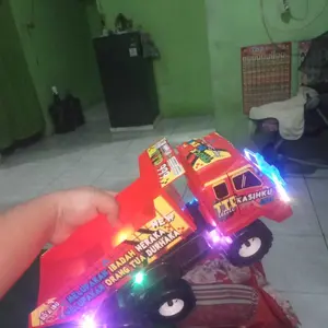 ( TRUK OLENG ) Mainan Anak Cowok Mobil Truk Truck Oleng Lampu Led bisa Nyala / Truk Oleng Plastik Murah Beraneka warna Toys