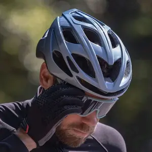 TaffSPORT Helm Sepeda Scooter Bicycle Helmet Ultralight Standard Vers - Z20