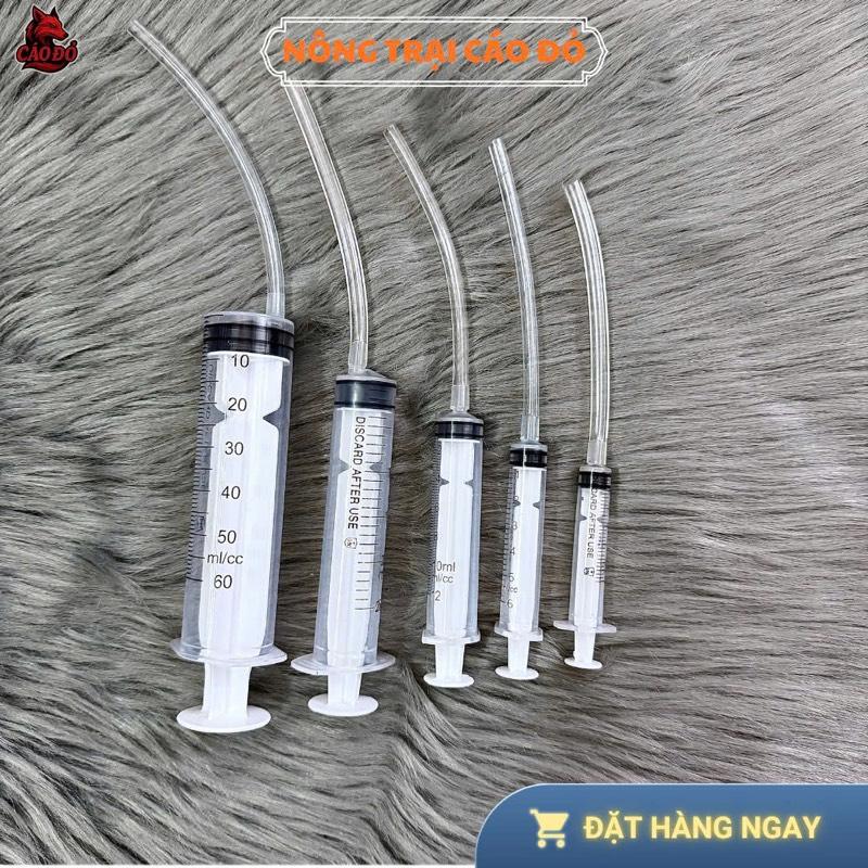 ỐNG BƠM GẮN DÂY BƠM NƯỚC, TRỨNG, SINH TỐ, THUỐC cho ĐA DẠNG LOẠI GÀ (tuỳ chọn.