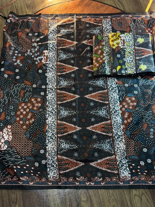 SARUNG BATIK MOTIF SEKAR LANGIT BAHAN KATUN PRIMA ORI-batik gawagist 4