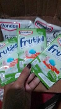 Product Review of (DISKON 50%) Pondan Frutijell 6g Jeli Kemasan Ekonomis jelly from r**a 0