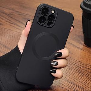 新タイプの金属カラーの磁気ワイヤレス充電対応 iPhoneケース。iPhone 11/12/13/14/15/16／17（Pro・Max・Plus）に対応、TPU素材で衝撃吸収、レンズ保護のソフトカバー。