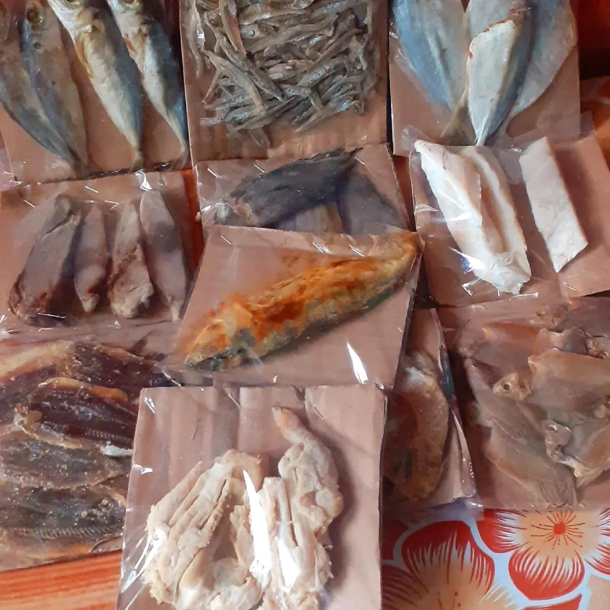paket hemat ikan asin 25rb dapat 10 macam Food Fish