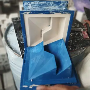 Cetakan Roster / Loster Motif Airon Man Ukuran 20x20 tebal 10cm