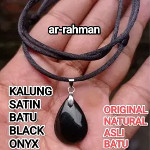 KALUNG SATIN BATU BLACK ONYX TETES AIR BESAR 25mm ORIGINAL