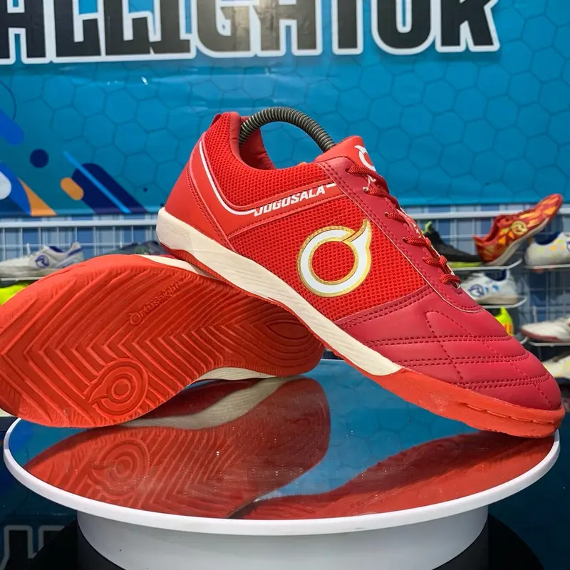 Sepatu futsal ortuseight jogosala free kaos kaki dan deker Sport 7