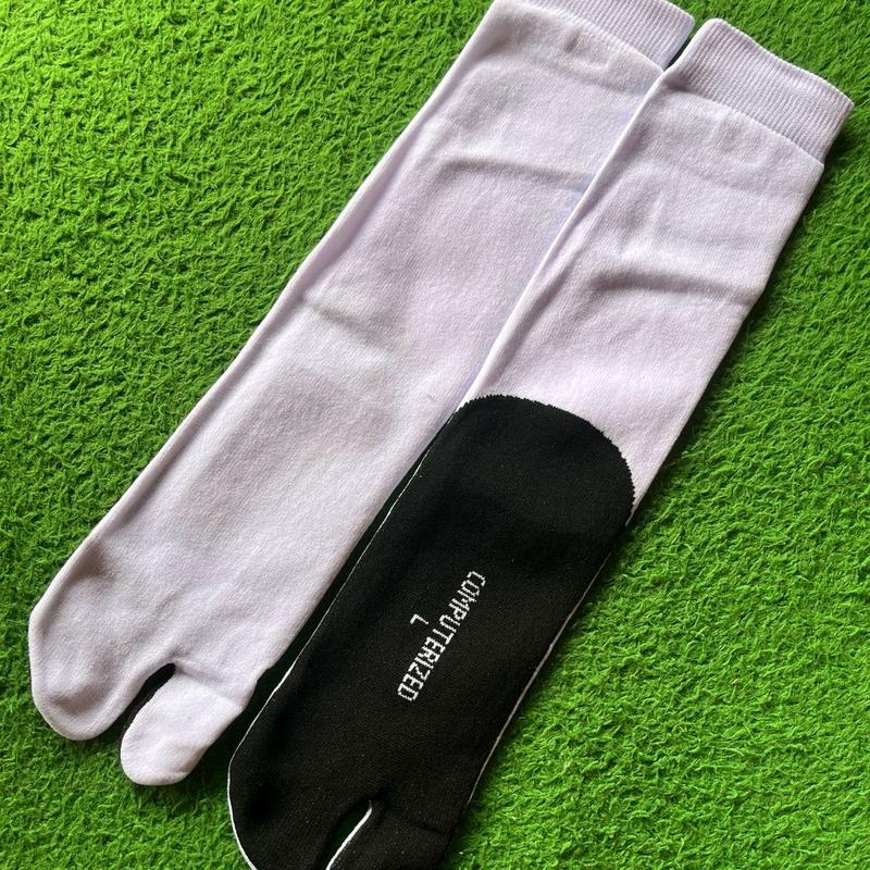1pasang kaos kaki jempol putih telapak hitam panjang 3