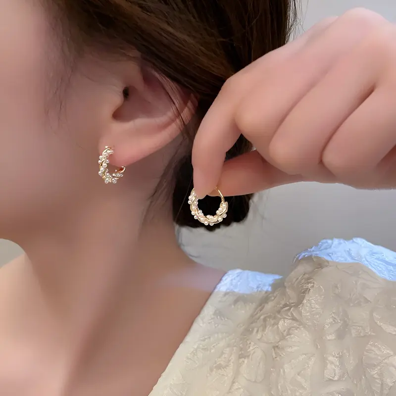 Bông Tai Tròn, Đơn Giản Và Thanh Lịch, Dành Cho Nữ, 1 Đôi, Thanh Lịch Và Tối Giản, Thời Trang Mới
