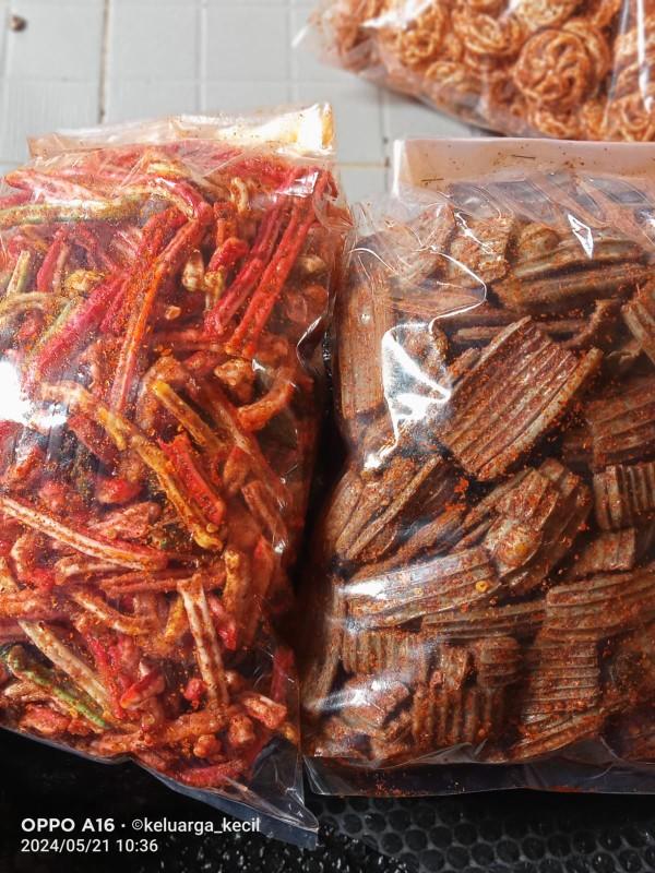 Product Introduction of peromo paket bunling 1kg,500grm kerupuk jengkol 500 grm jaat beton pedas daun jeruk 7