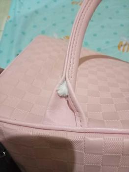 Product Review of DEVILA LUXURY NUDE PINK BOXES WATERPROOF TRAVEL BAG MEDIUM SIZE - Tas Koper Motif Kotak Mewah Murah Perempuan Mudik from M**3 1
