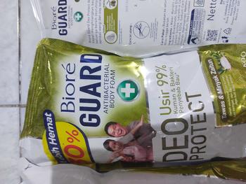Product Review of [Special Creator] Biore 800ml Pouch Refill Sixpack - Sabun Mandi Cair from y**2 3