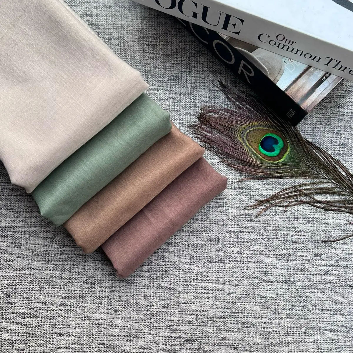 ￼HIJAB SEGIEMPAT PARIS PREMIUM | PARIS PREMIUM BY AL MAHIRA Lembut kerudung  paris mleyot anti