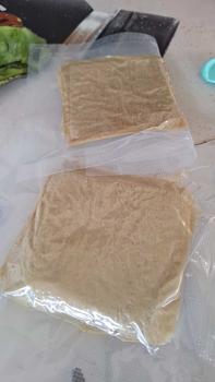 Product Review of kulit tahu kering rasa tawar ukuran 8x8cm isi 50lembar Food from R**A 0